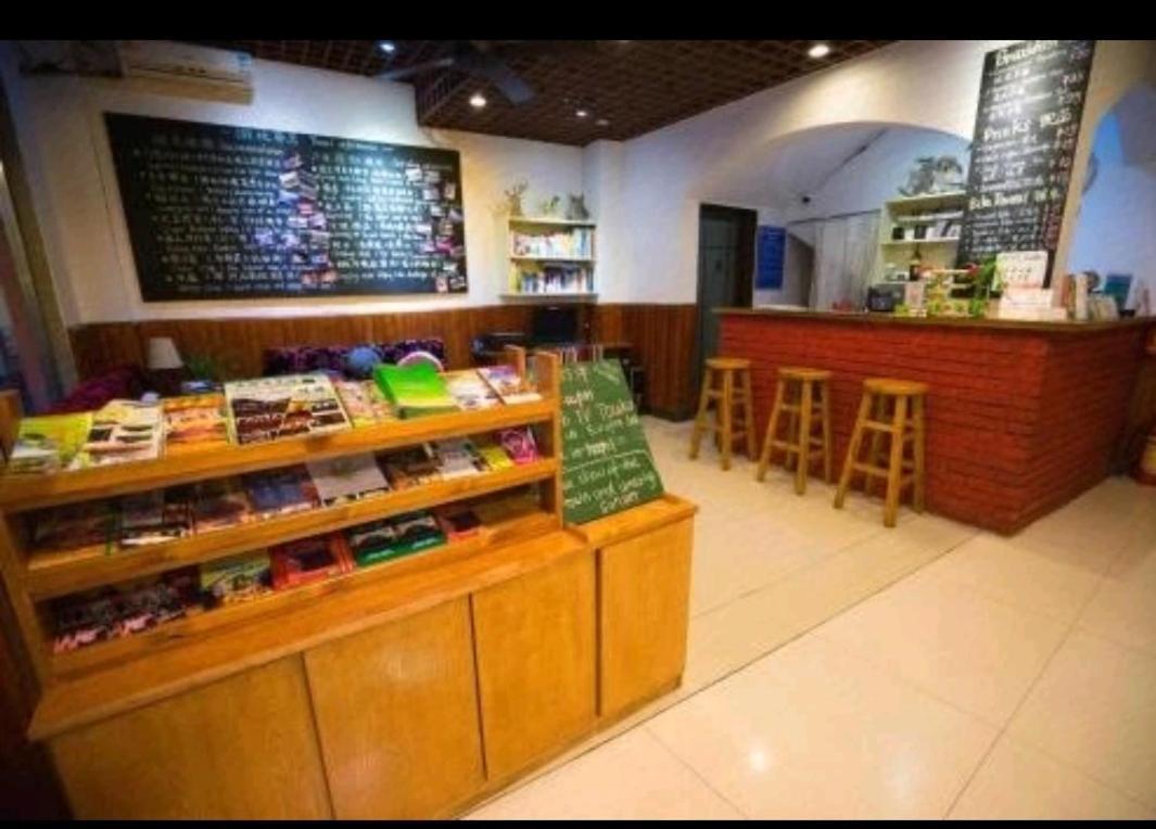 Showbiz Hostel Yangshuo Exterior foto